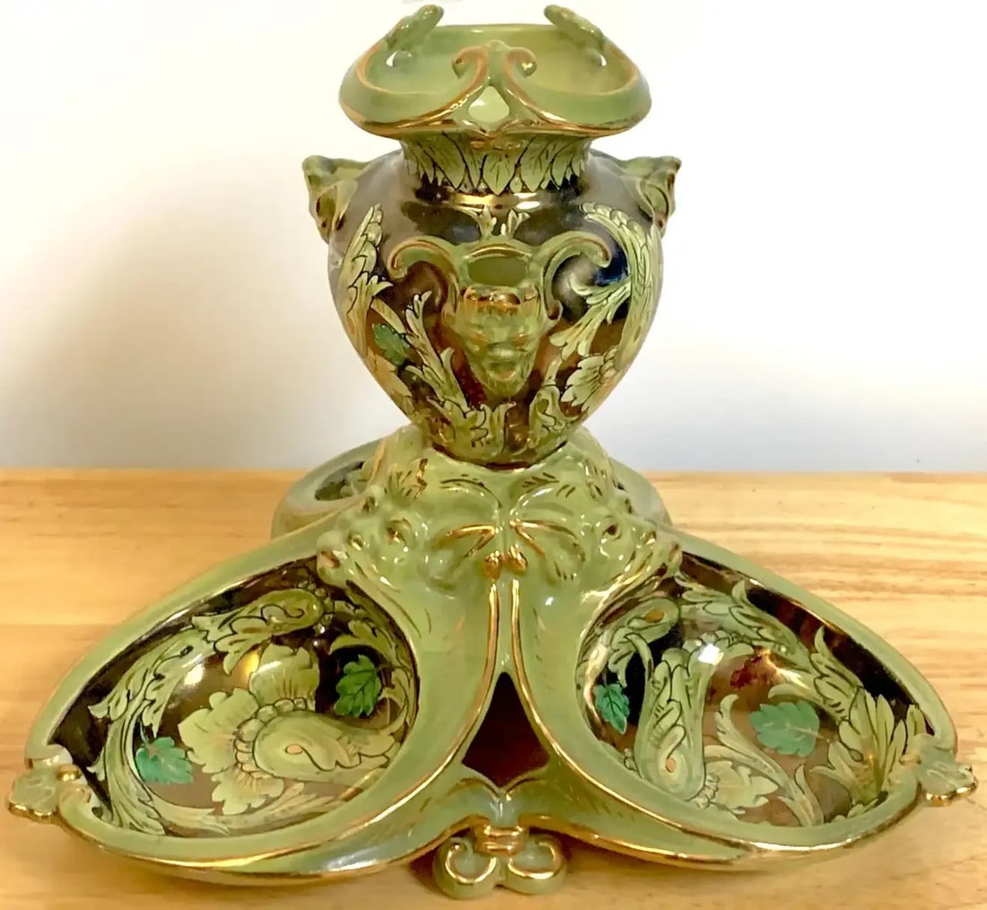 Early 20th Century Cantagalli Lusture Majolica Centerpiece - 2