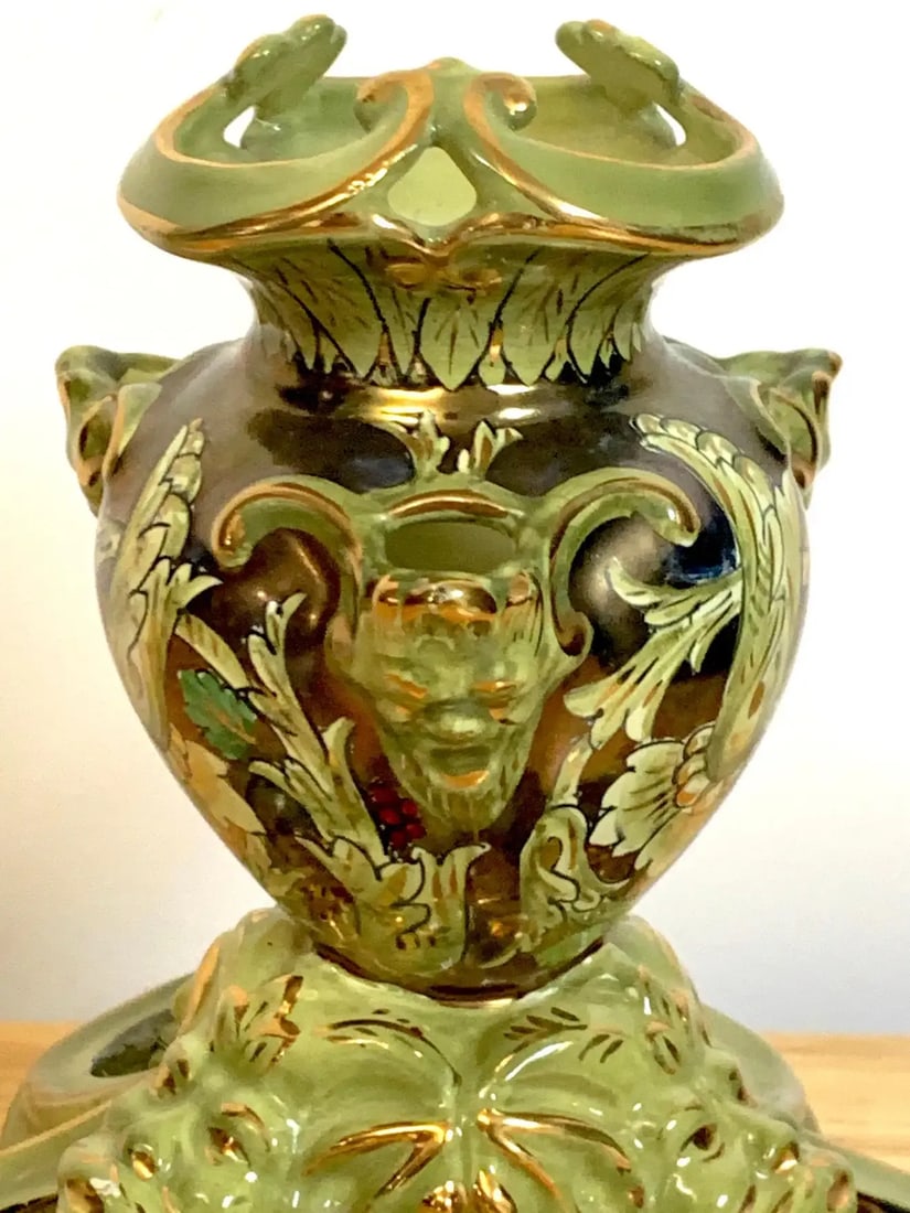 Early 20th Century Cantagalli Lusture Majolica Centerpiece - 9