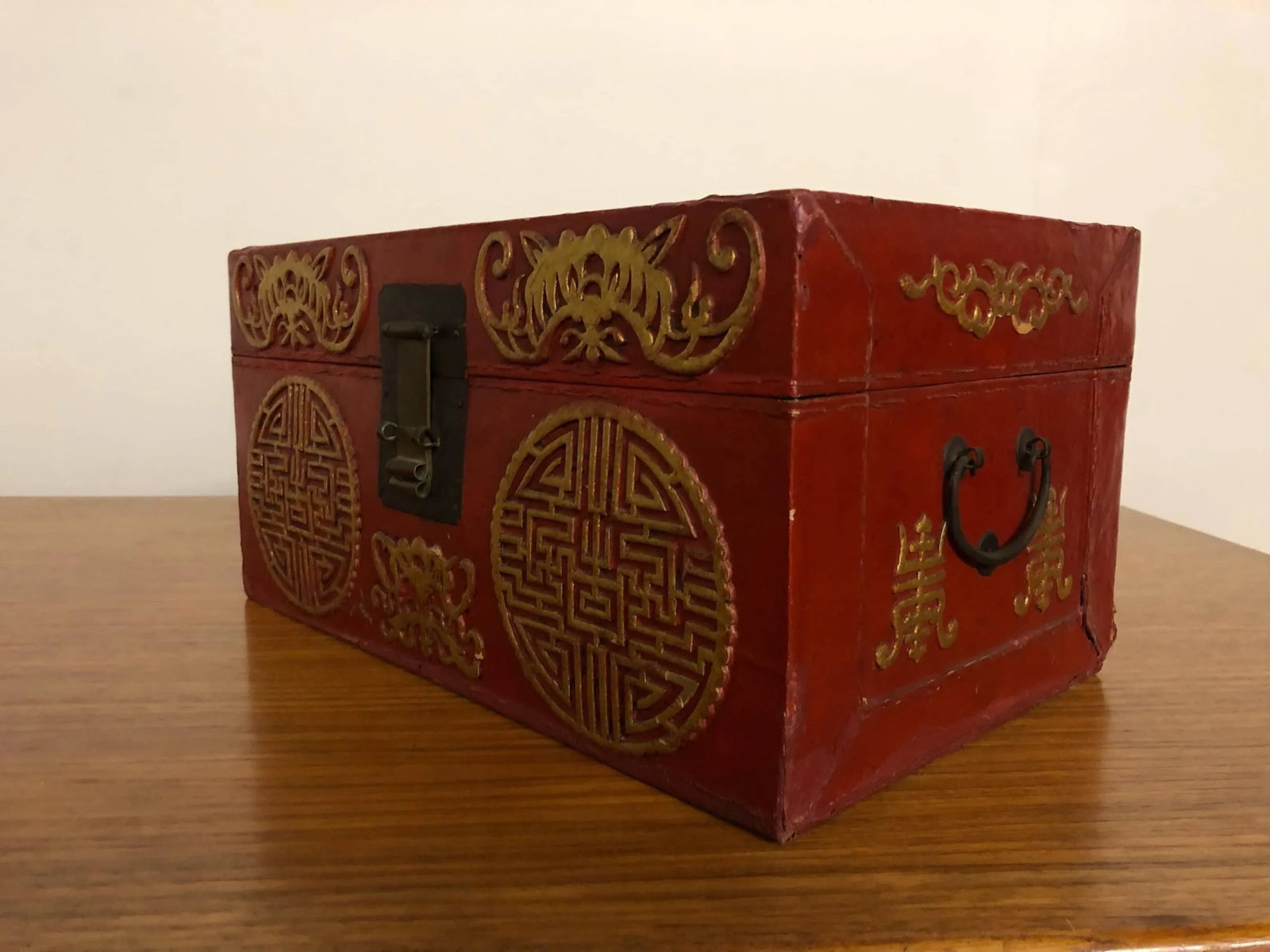 Vintage Pigs Leather Lacquered Box With Gilt Accents - 5