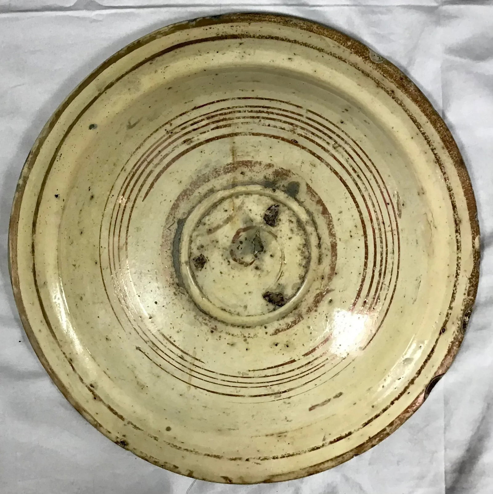 17th Century Hispano-Moresque Copper-Lustre Charger - 3