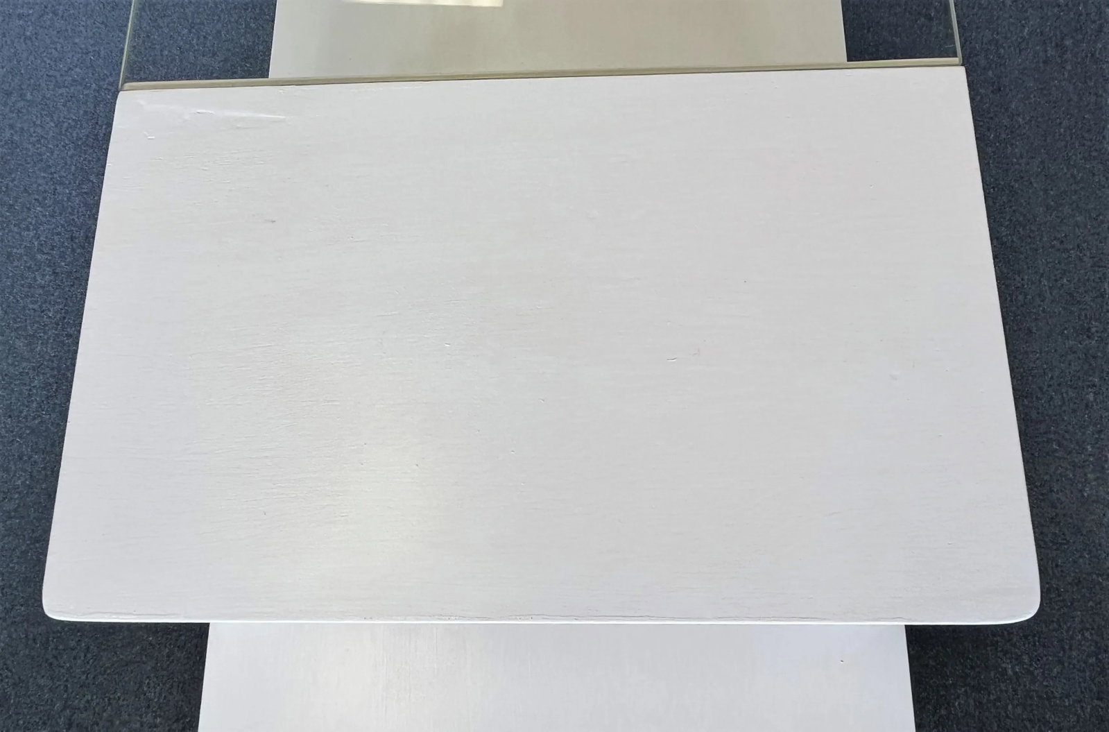 Mid-Century Modern Raised Shelf Occasional Table - 11