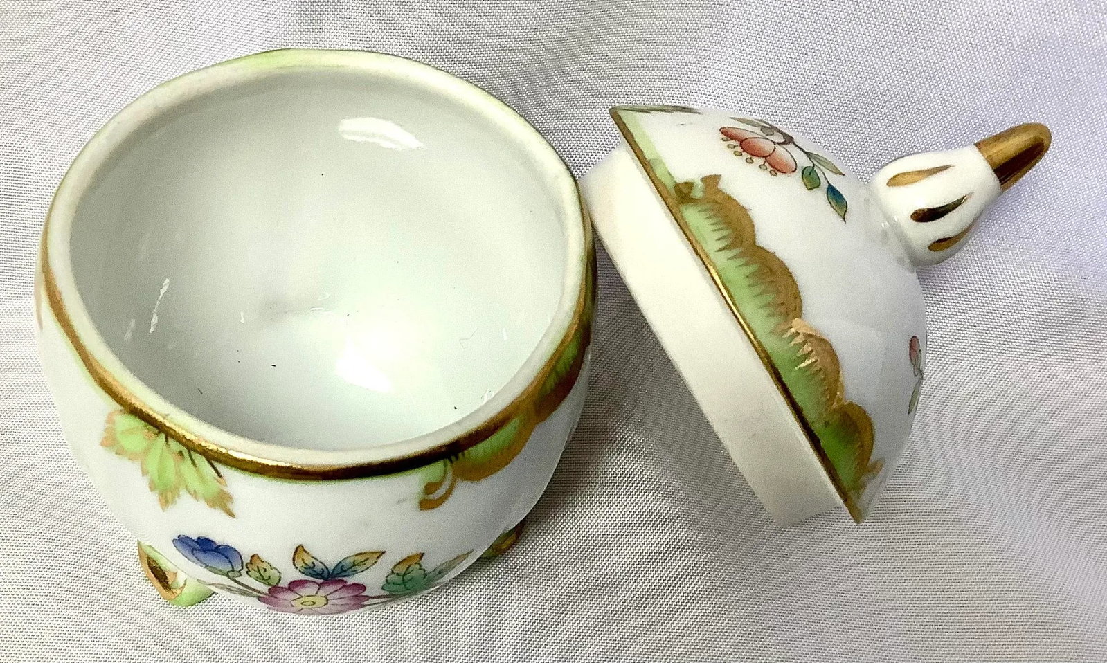 Set of Vintage Queen Victoria Porcelain, Trinket Dish and Small Vase - 4