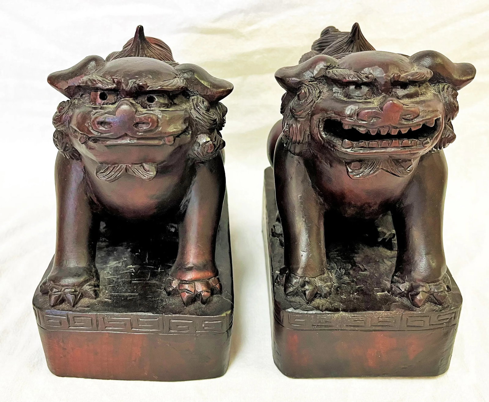 Vintage Carved Wood Foo Dogs- a Pair - 2