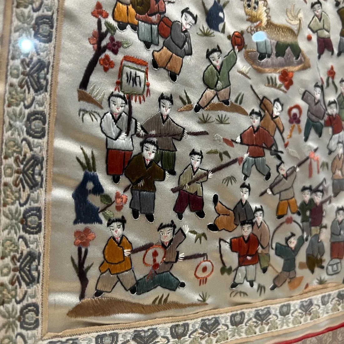 1960s Fine Chinese Silk Art Embroidered Tapestry Panel - 10