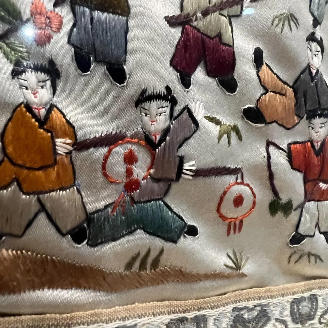 1960s Fine Chinese Silk Art Embroidered Tapestry Panel - 11