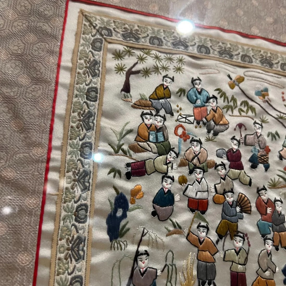 1960s Fine Chinese Silk Art Embroidered Tapestry Panel - 4