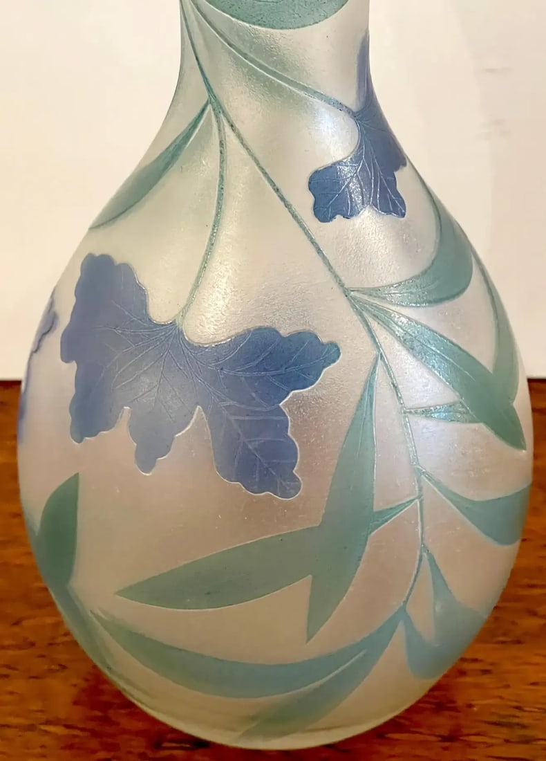 Mid 20th Century French Modern Floral Cameo Glass Vase, Signed Daum+Nancy France - 3