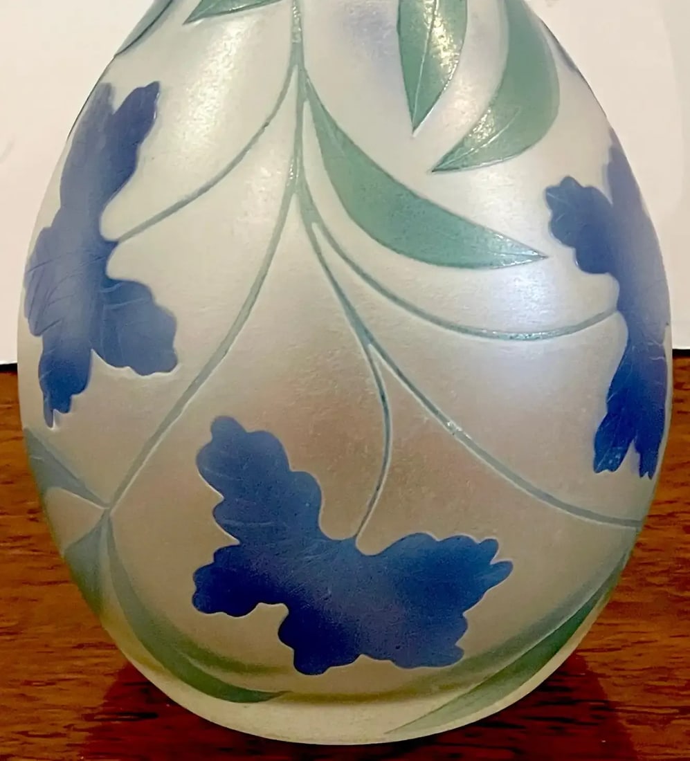 Mid 20th Century French Modern Floral Cameo Glass Vase, Signed Daum+Nancy France - 8