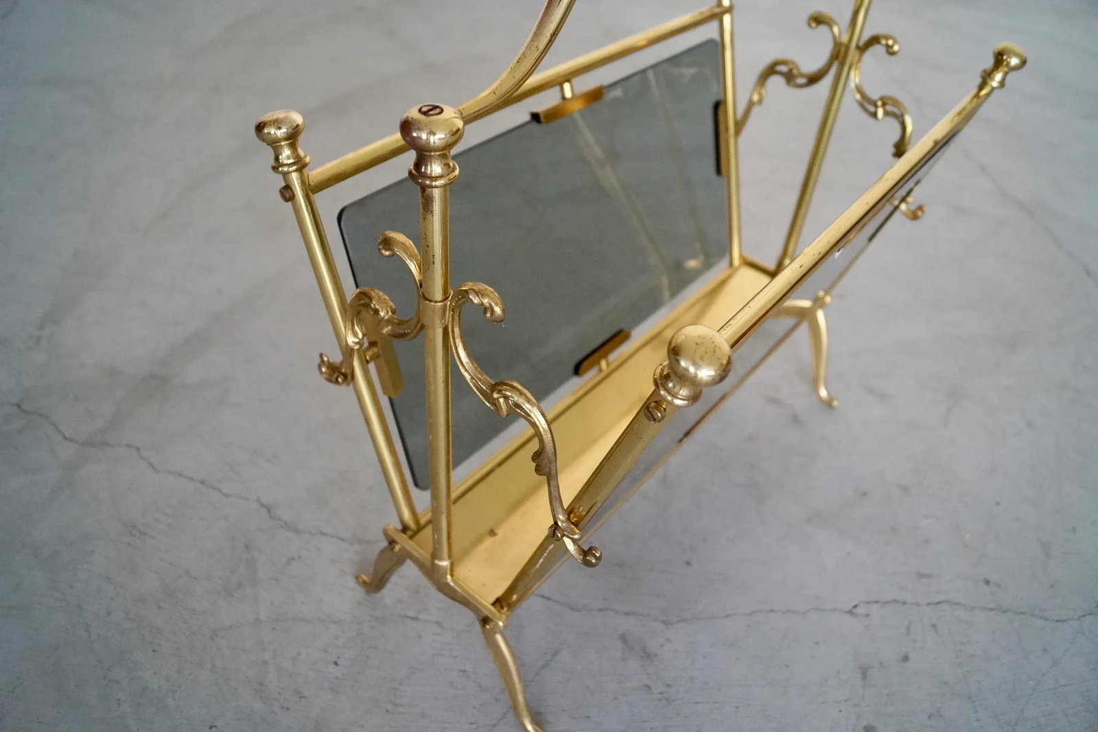 1960's Hollywood Regency Italian Solid Brass Magazine Rack - 10