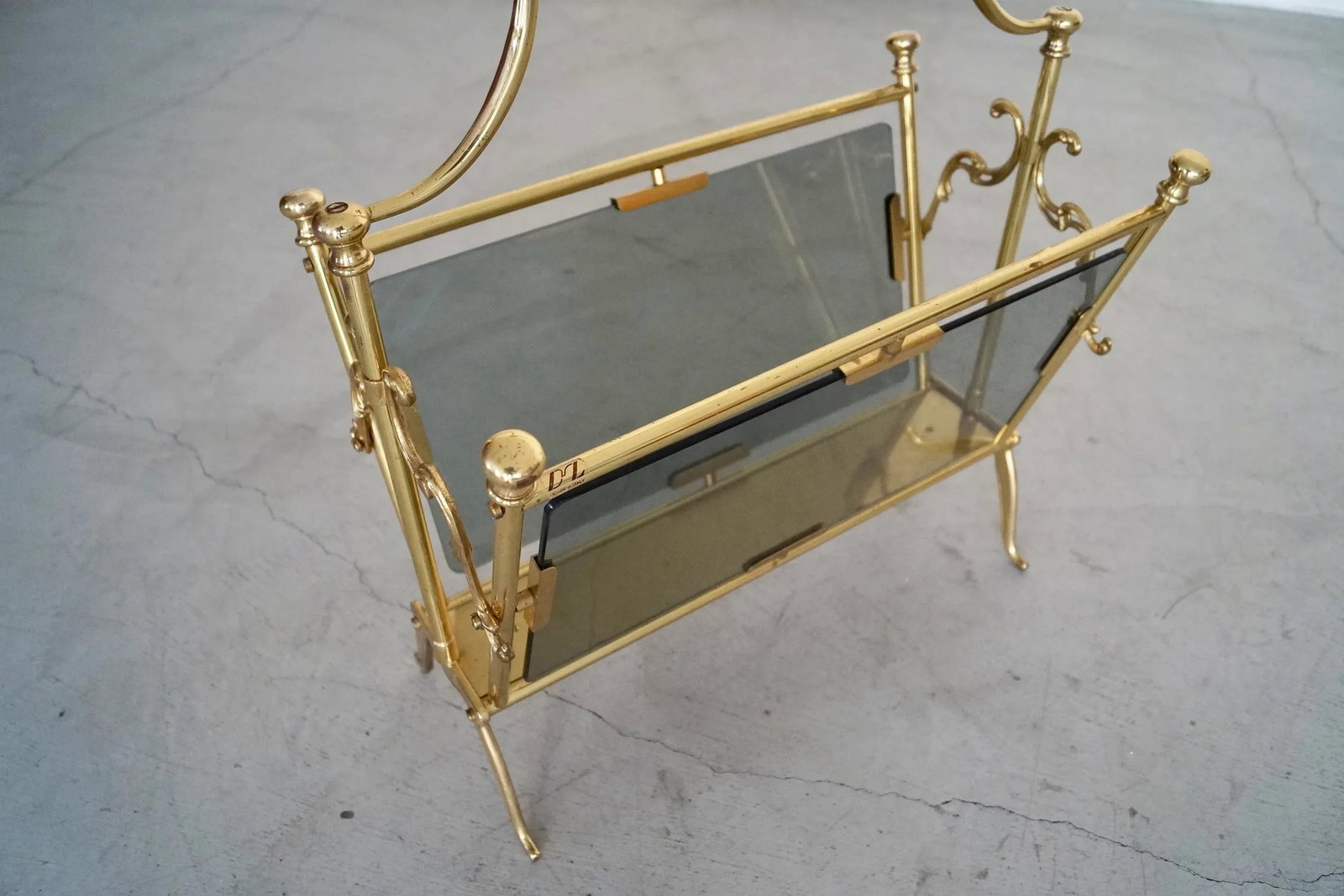 1960's Hollywood Regency Italian Solid Brass Magazine Rack - 11