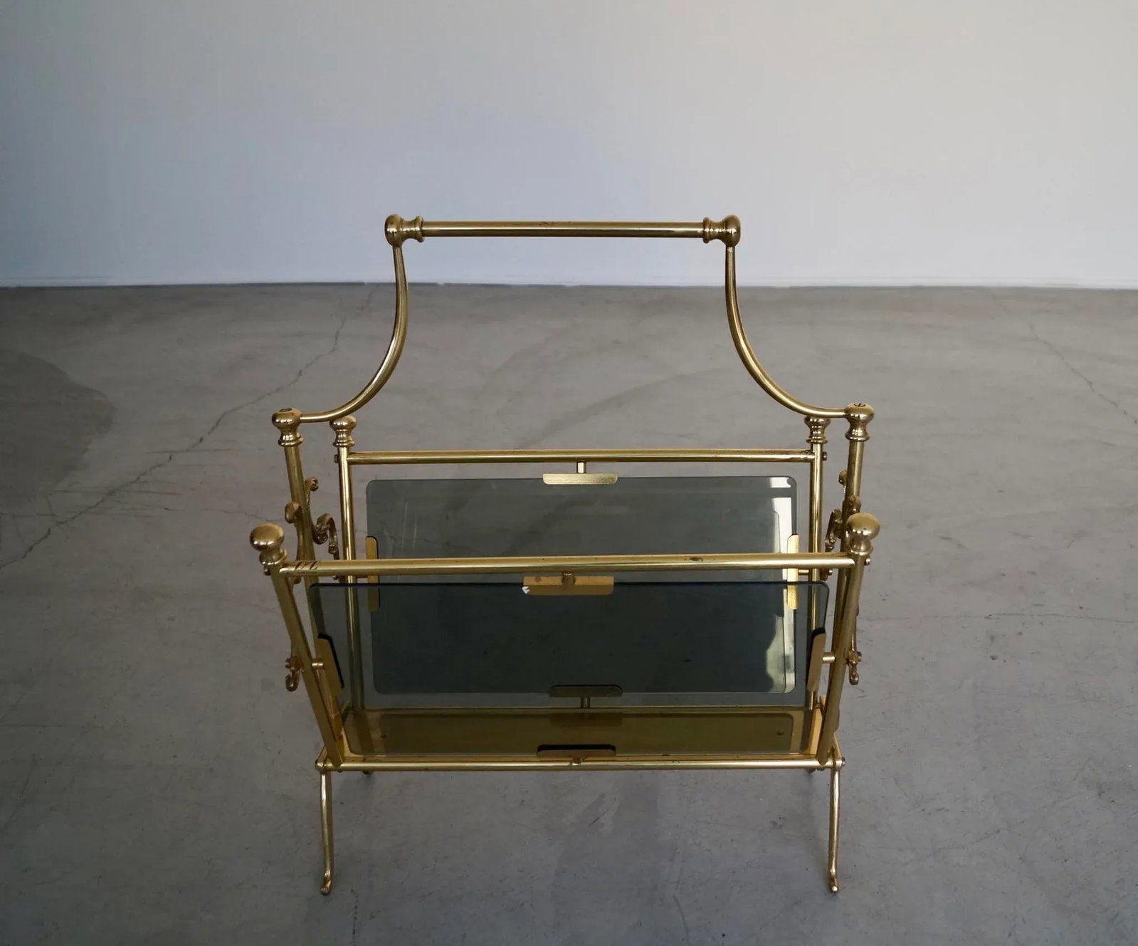 1960's Hollywood Regency Italian Solid Brass Magazine Rack - 3
