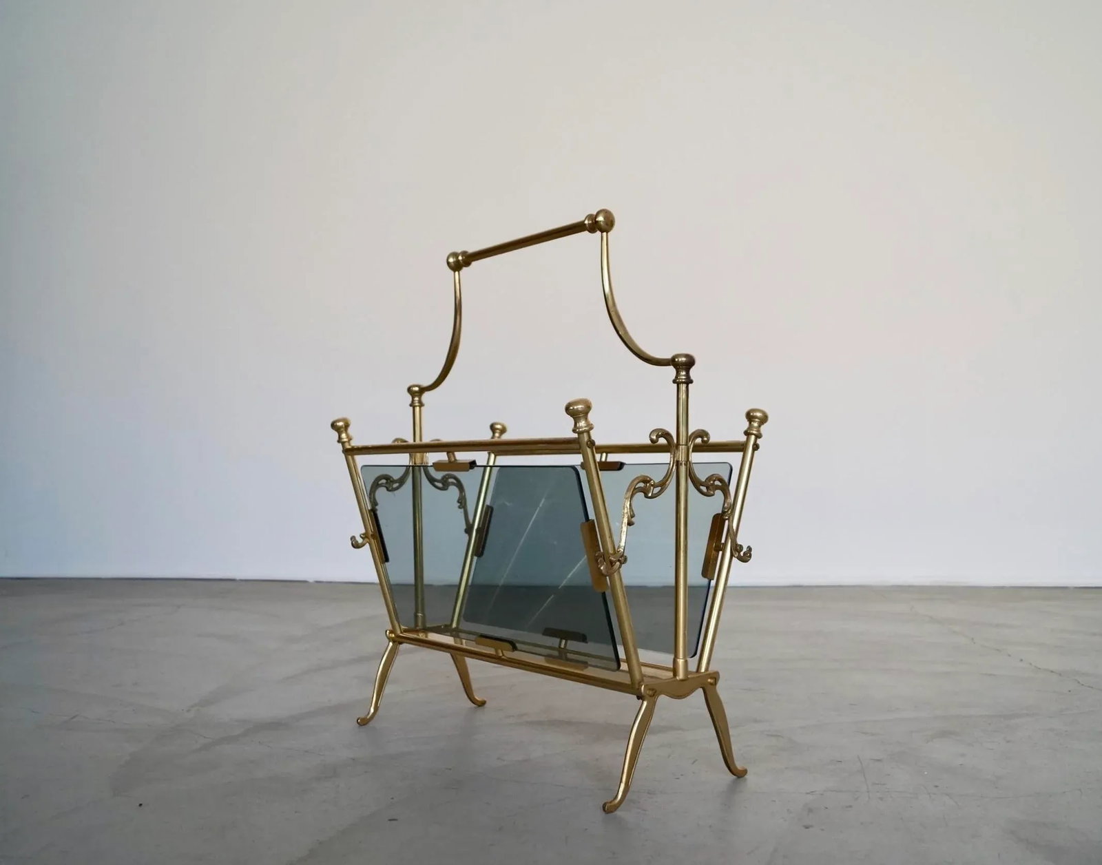 1960's Hollywood Regency Italian Solid Brass Magazine Rack - 4