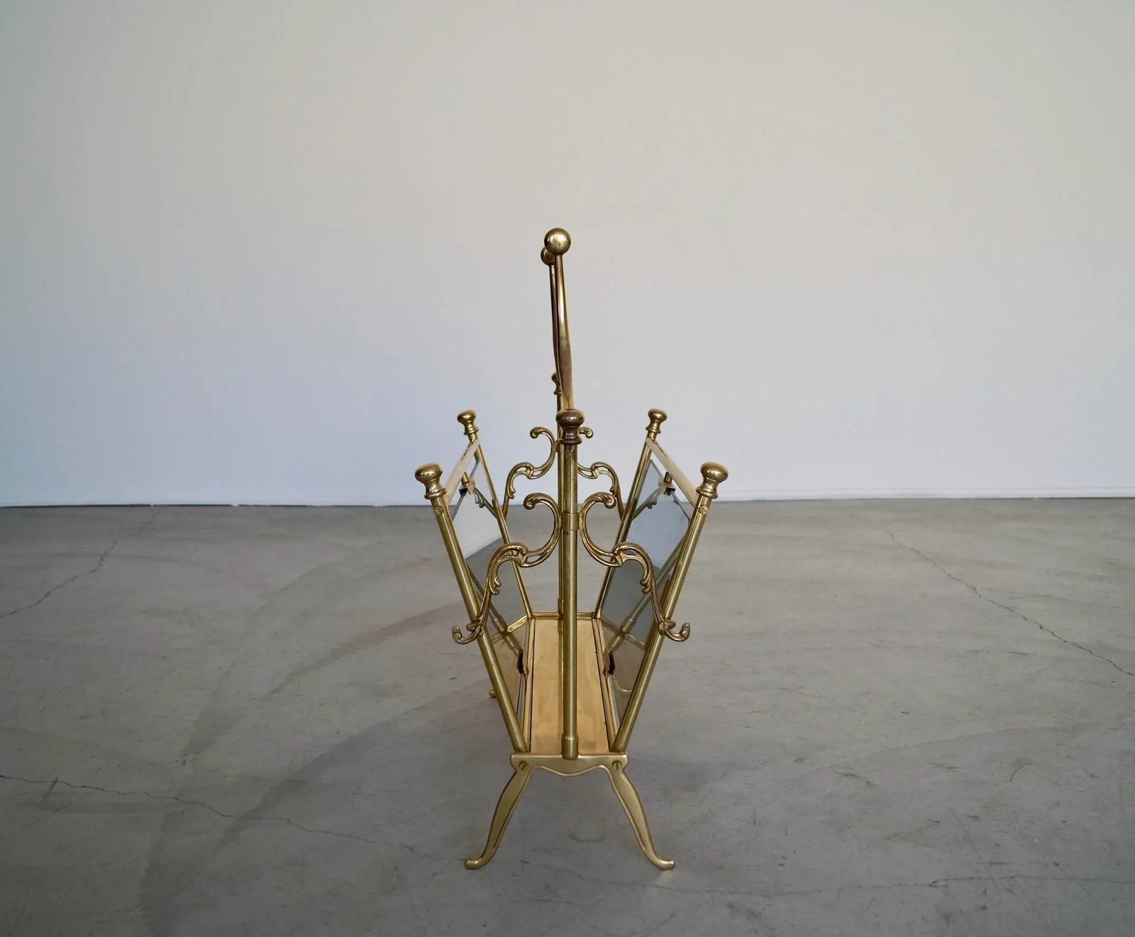 1960's Hollywood Regency Italian Solid Brass Magazine Rack - 5