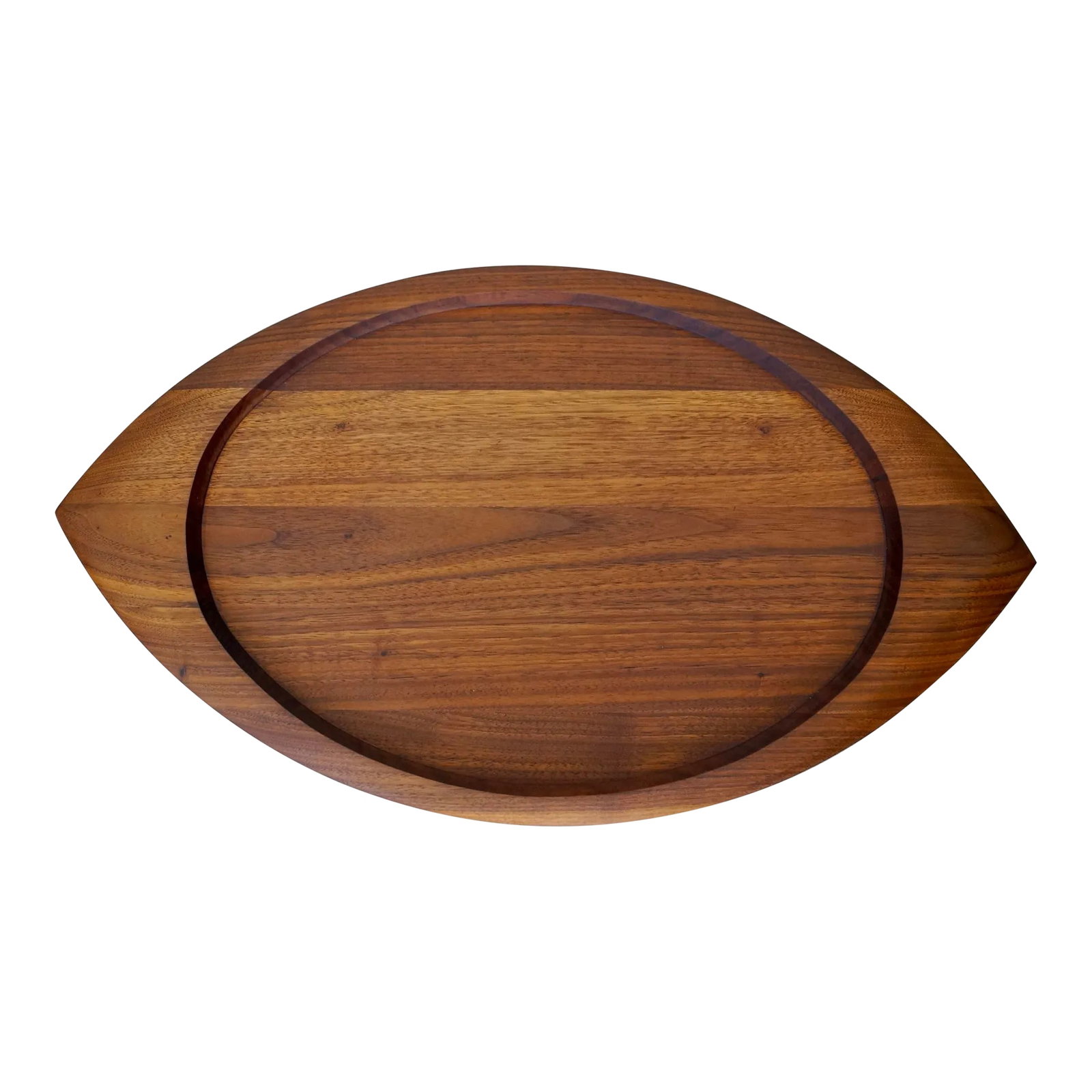 1960's Mid-Century Danish Modern Solid Walnut Tray: Vintage 1960's Mid century Modern walnut tray. Made of solid walnut, and has been refinished. It's beautiful, and shows wonderful craftsmanship. It has a great eye shape with a recessed oval shape.