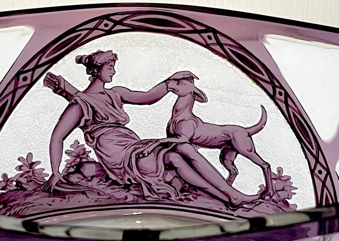 Early 20th Century Val Saint Lambert Amethyst Cut to Clear 'Diana the Huntress' Centerbowl - 3