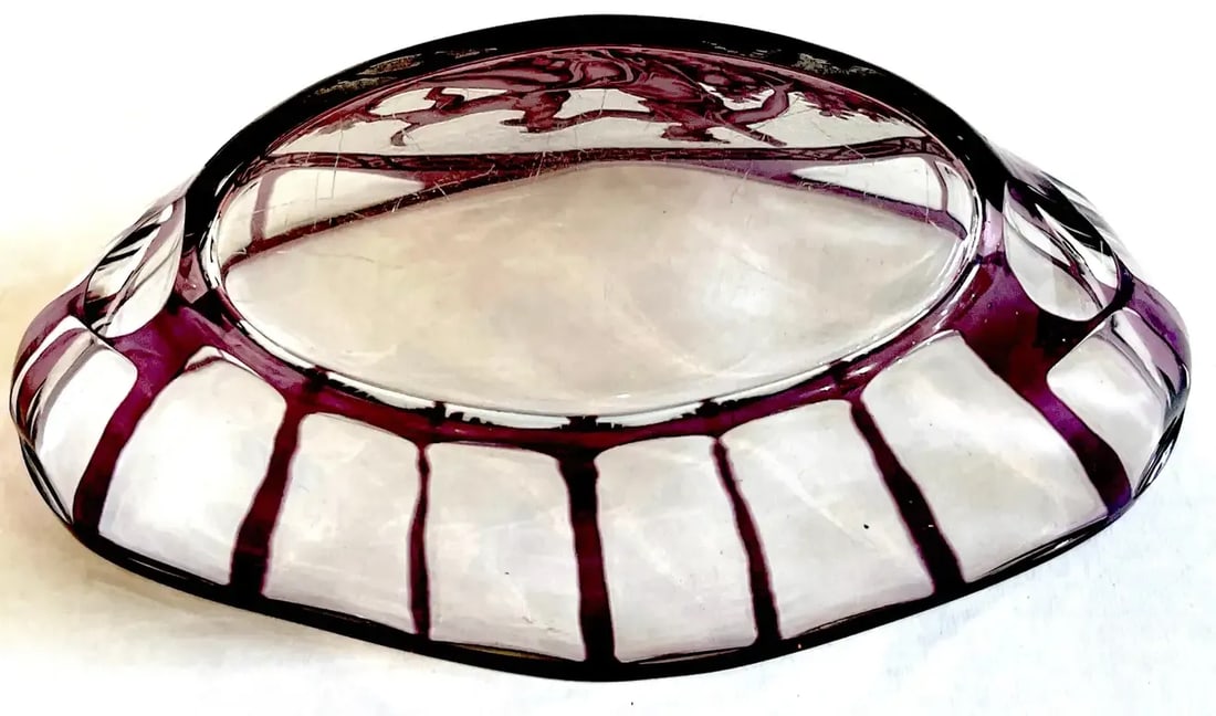 Early 20th Century Val Saint Lambert Amethyst Cut to Clear 'Diana the Huntress' Centerbowl - 6