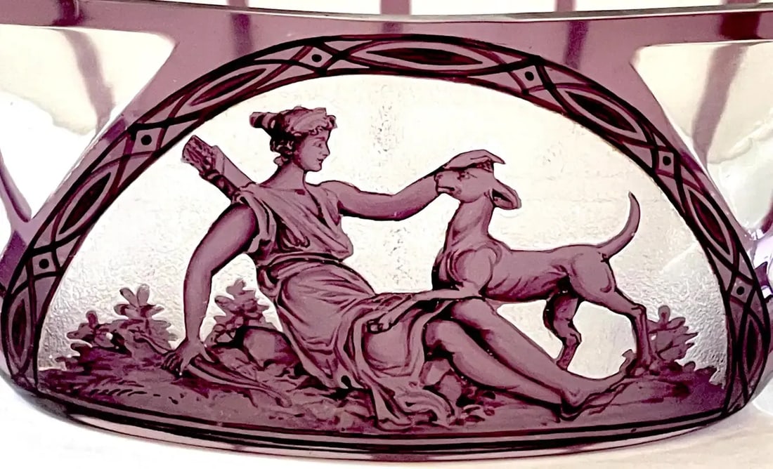 Early 20th Century Val Saint Lambert Amethyst Cut to Clear 'Diana the Huntress' Centerbowl - 8