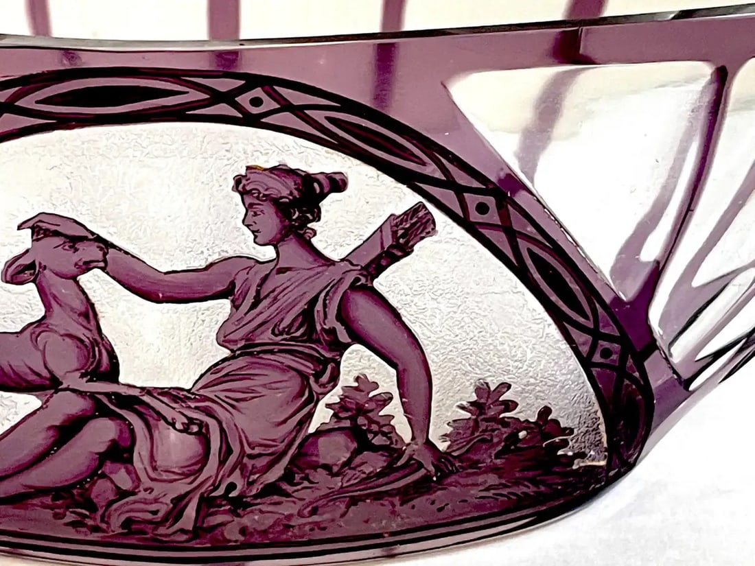 Early 20th Century Val Saint Lambert Amethyst Cut to Clear 'Diana the Huntress' Centerbowl - 9