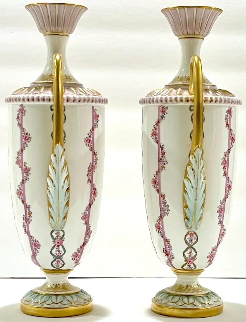 Early 20th Century Royal Worcester Transitional Neoclassical Style Vases - a Pair - 8