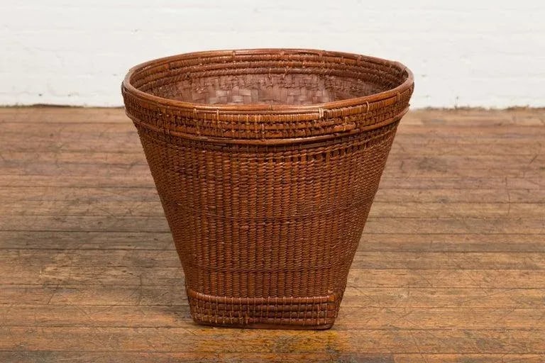 19th Century Hand Woven Rattan & Bamboo Thai Grain Basket with Tapering Lines - 5