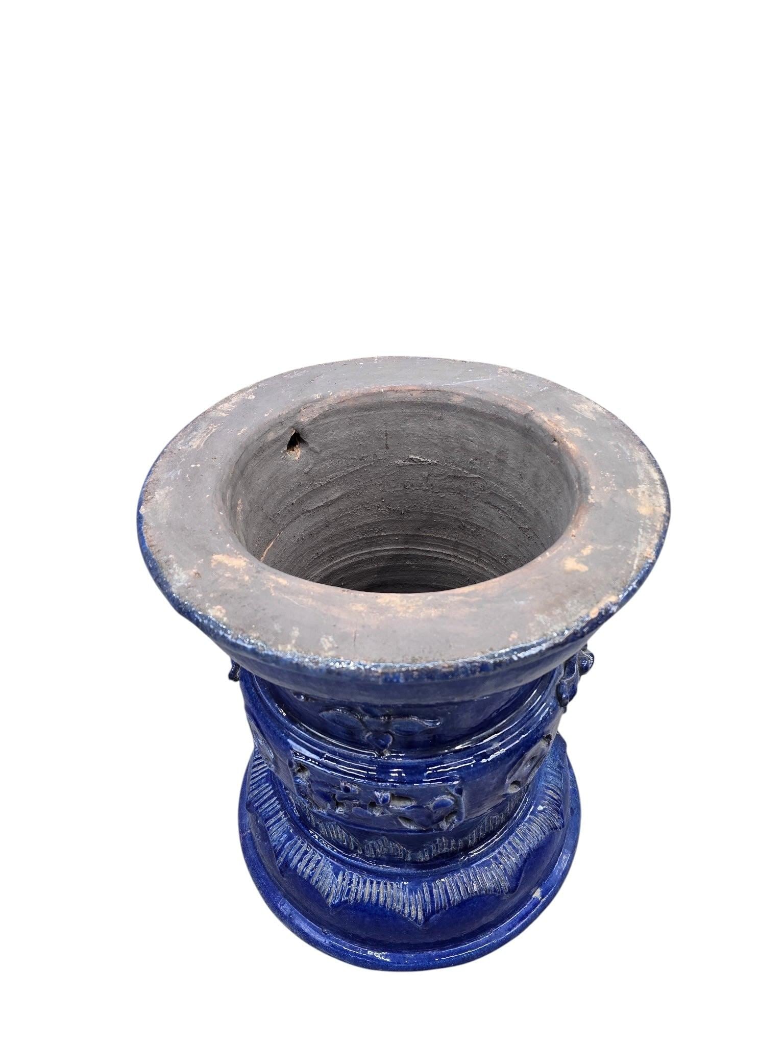 Antique Yellow and Blue-Glazed Planter Pot from Guangdong Province - 7