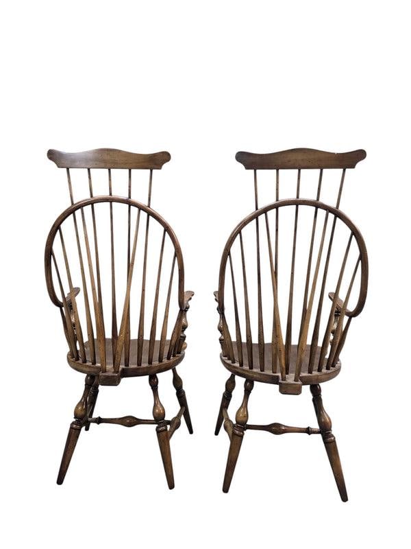 Antique Windsor Bow back Spindle Armchair - 4