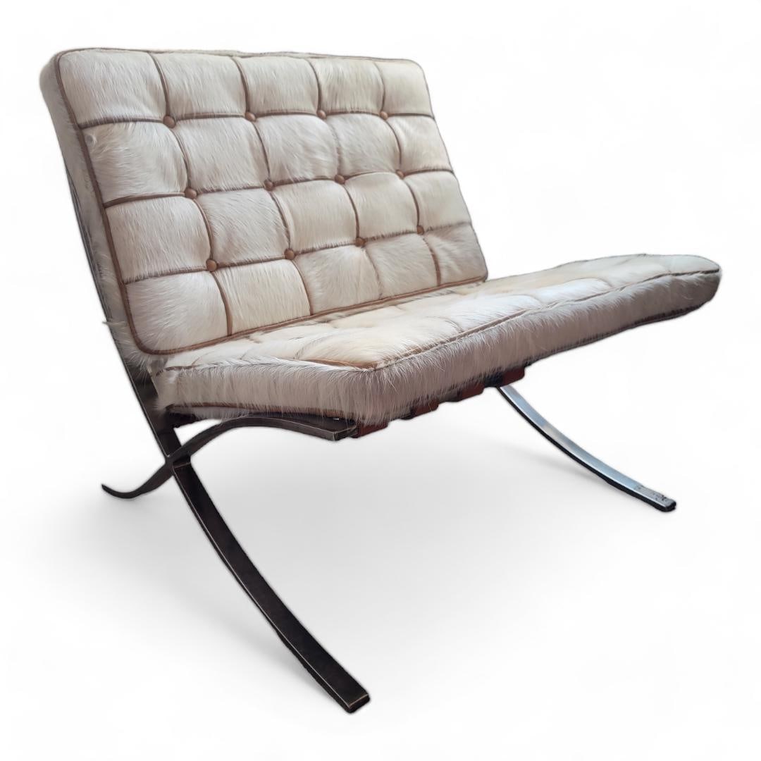MCM Mies Van Der Rohe for Knoll Barcelona Chair Newly Reupholstered - 2