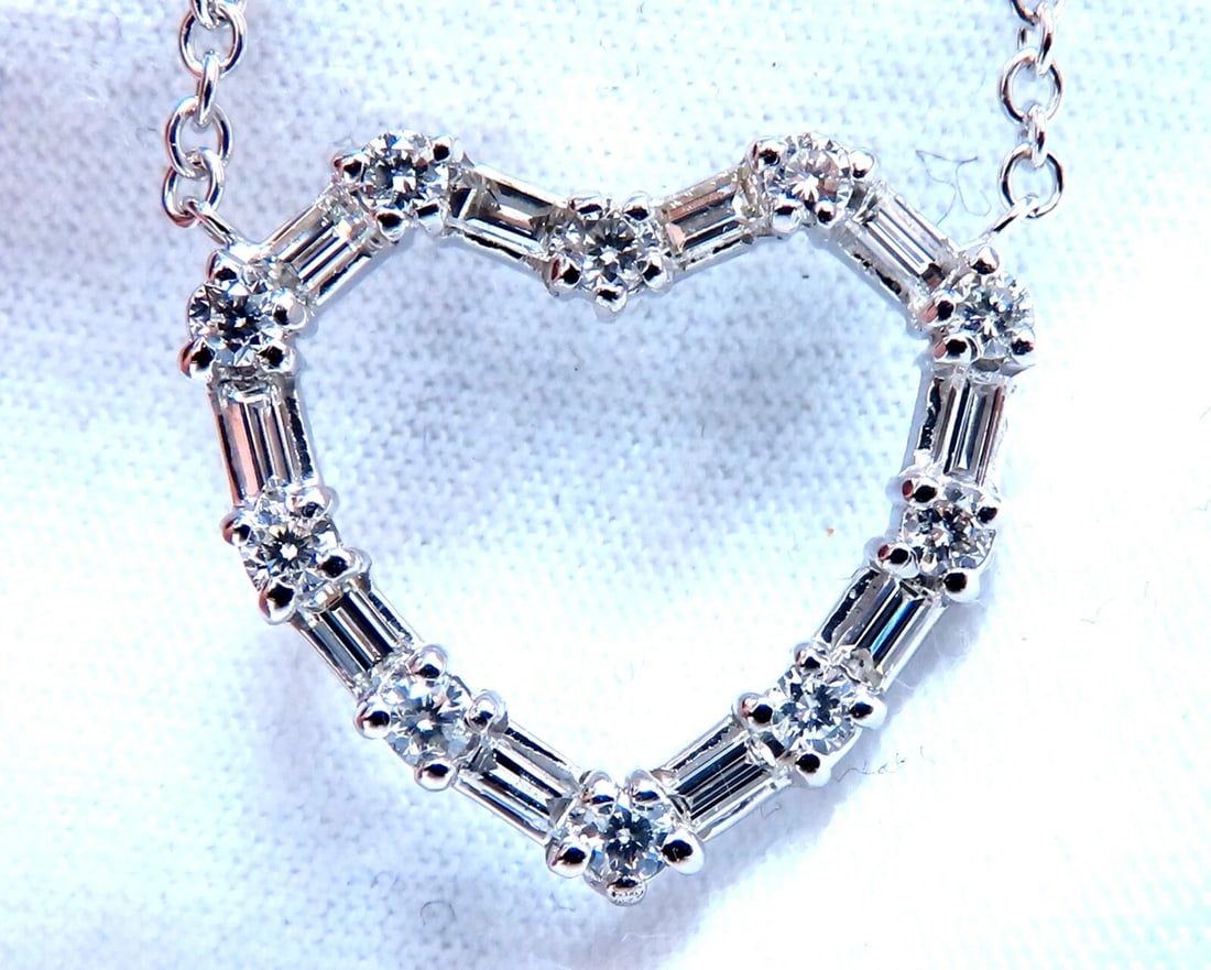 1.05ct Natural Baguette & Rounds Diamonds Heart Necklace 14kt** - 2