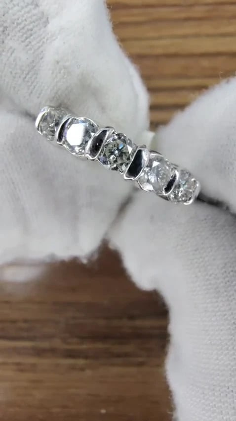 1.02ct Natural Round Diamonds Channel Band Platinum Ring *v - 2