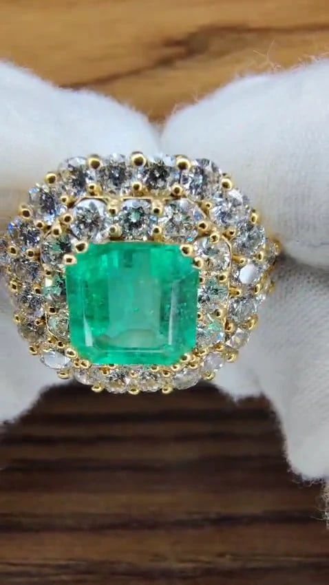 GIA Certified 7.51 Natural Colombia bright green emerald diamonds ring 18kt *v - 2
