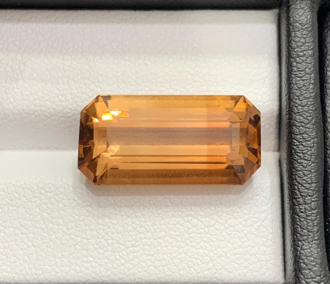 Rich Brown Topaz Gemstone: Long Emerald Cut, November Birthstone (17.50 Carat) - 6