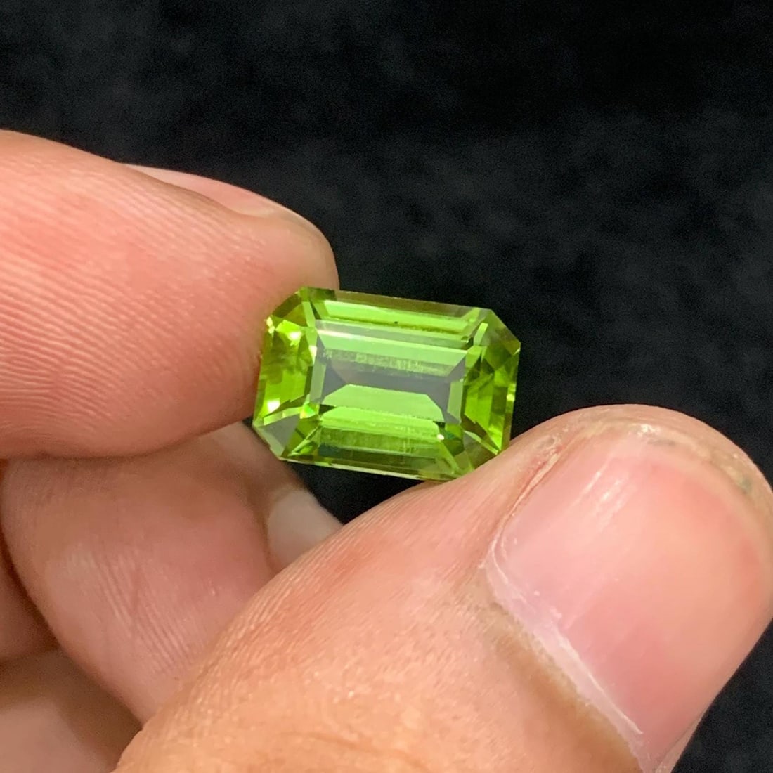 Emerald Cut Peridot Gemstone: Apple Green Jewelry Stone, 4.70 Carat - 8