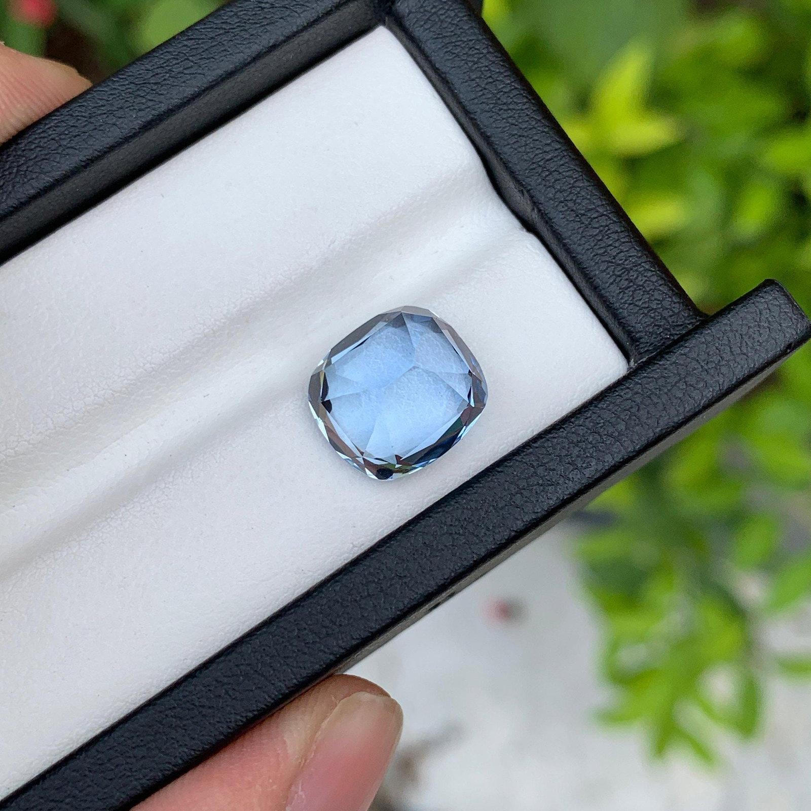 Santa Maria Blue Aquamarine Gemstone: 7.53 Carat Cushion Cut Beryl - 6