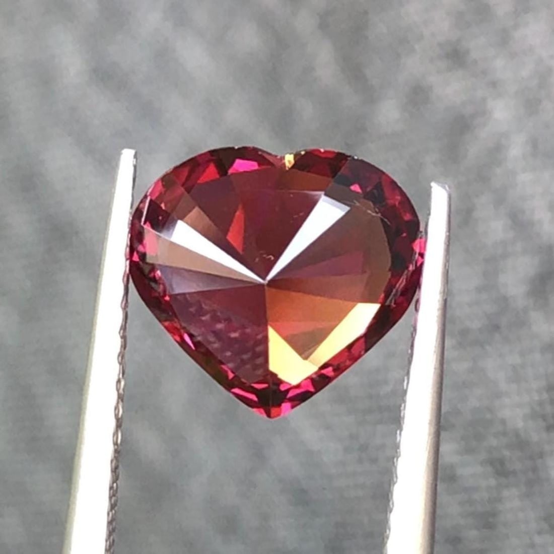Natural Pinkish Garnet Gemstone Heart Shape For Jewellry making From Tanzania - 3.355 Carat - 5