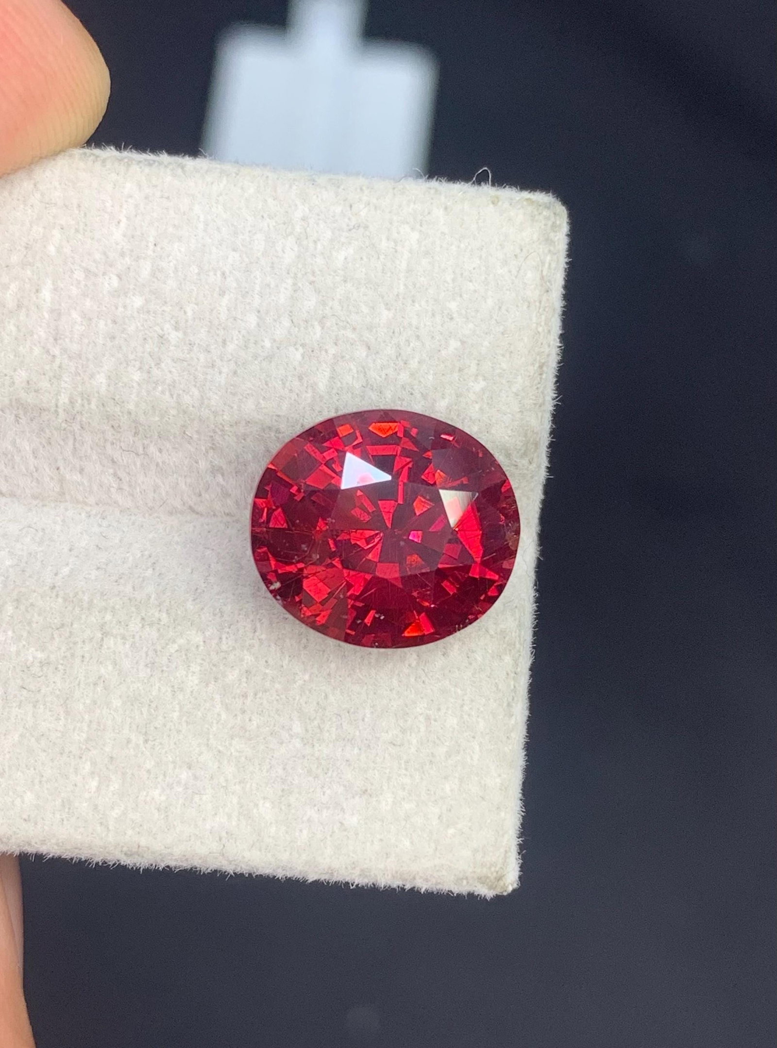 5.70 Carat Cherry Red Garnet Gemstone, Brilliant Fancy Oval Cut Gemstone - 2