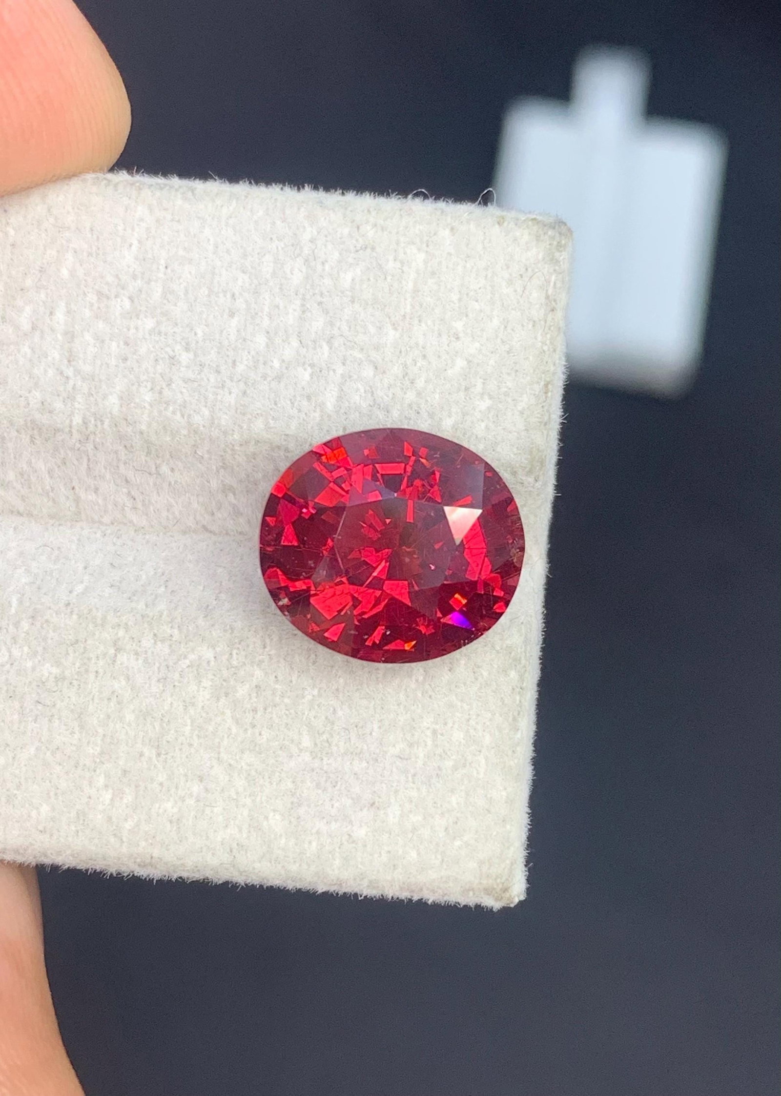 5.70 Carat Cherry Red Garnet Gemstone, Brilliant Fancy Oval Cut Gemstone - 3