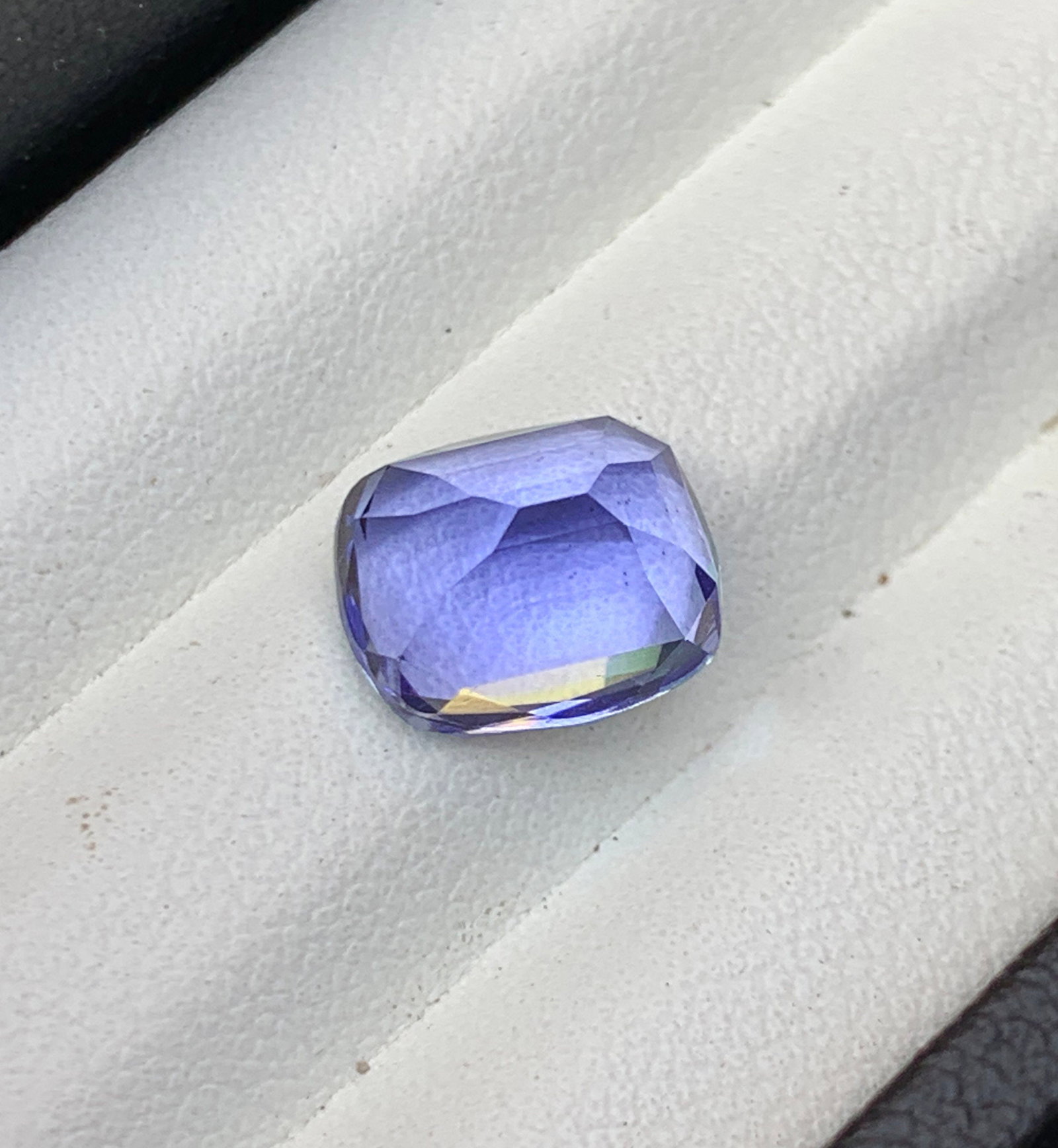 Natural Aquamarine Gemstone: Cushion Cut, 4.90 Carats - 4