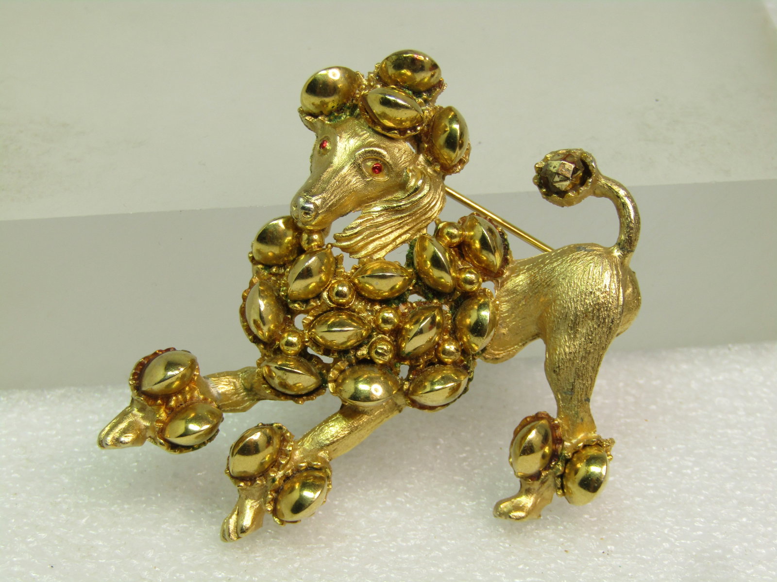 Vintage Gold Tone Poodle Brooch, Signed HAR 1950's,: Vintage Gold Tone Poodle Brooch, Signed HAR 1950's, This has textured finish on the legs, back end and face and ears. The part of the French Poodle that are normally poofy are accented with smooth