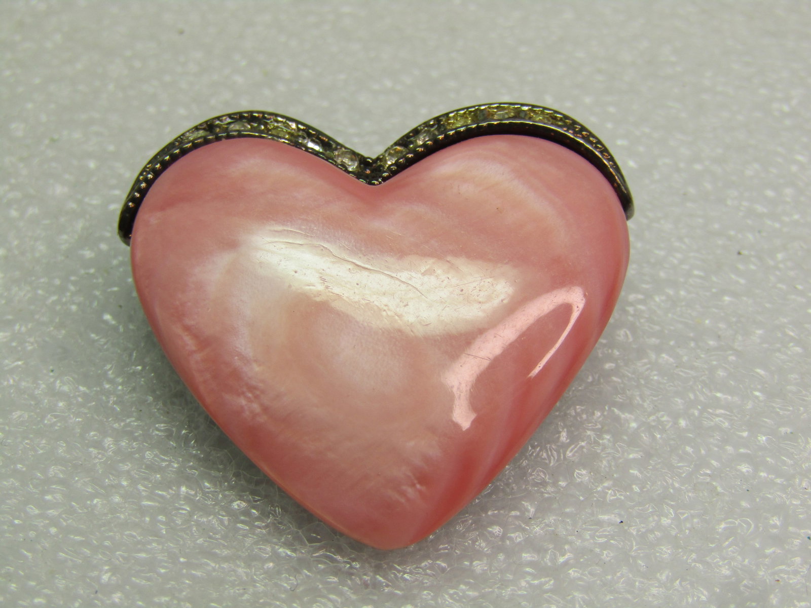 Vintage Pink Heart Brooch, MOP and Rhinestone Brooch, Signed Monet, 1980's. - 5