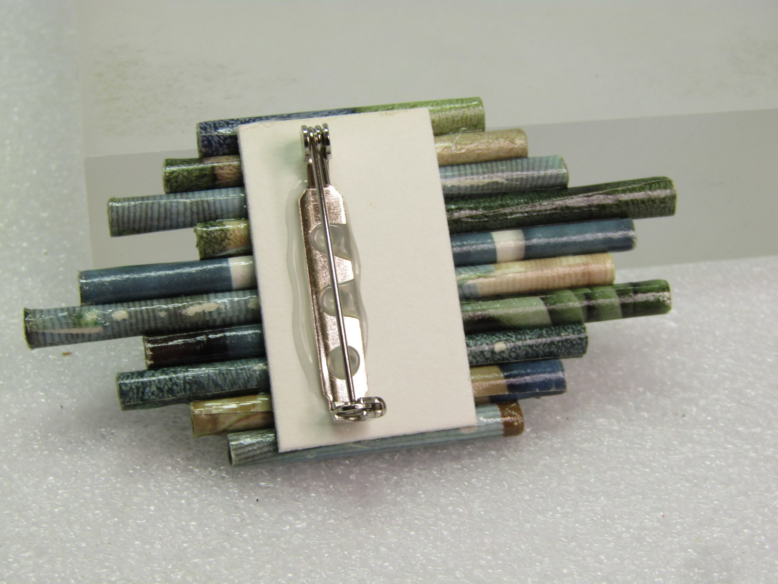 Handmade Mod Rolled Paper Brooch/Pin, 1990's - 3