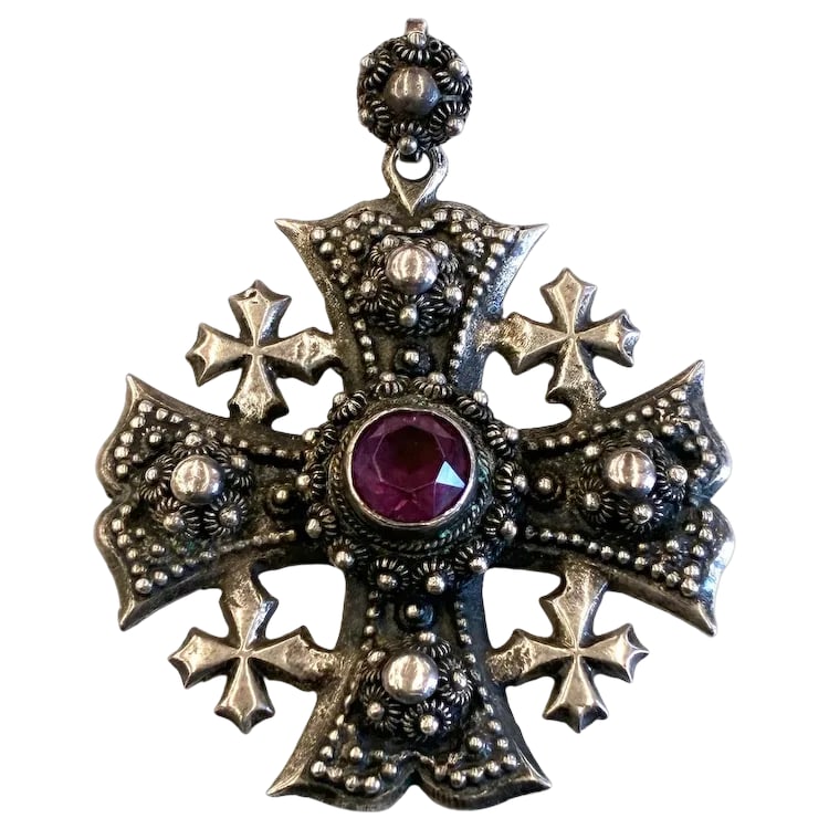 Vintage Sterling Silver Ornate Jerusalem Cross Pendant: Title: Vintage Sterling Silver Ornate Jerusalem Cross Pendant Description: Vintage Sterling Silver Ornate Jerusalem Cross Pendant Hallmarked: Silver 90 Weighs: 25.5 grams Measures Approx: 2.5 x 2