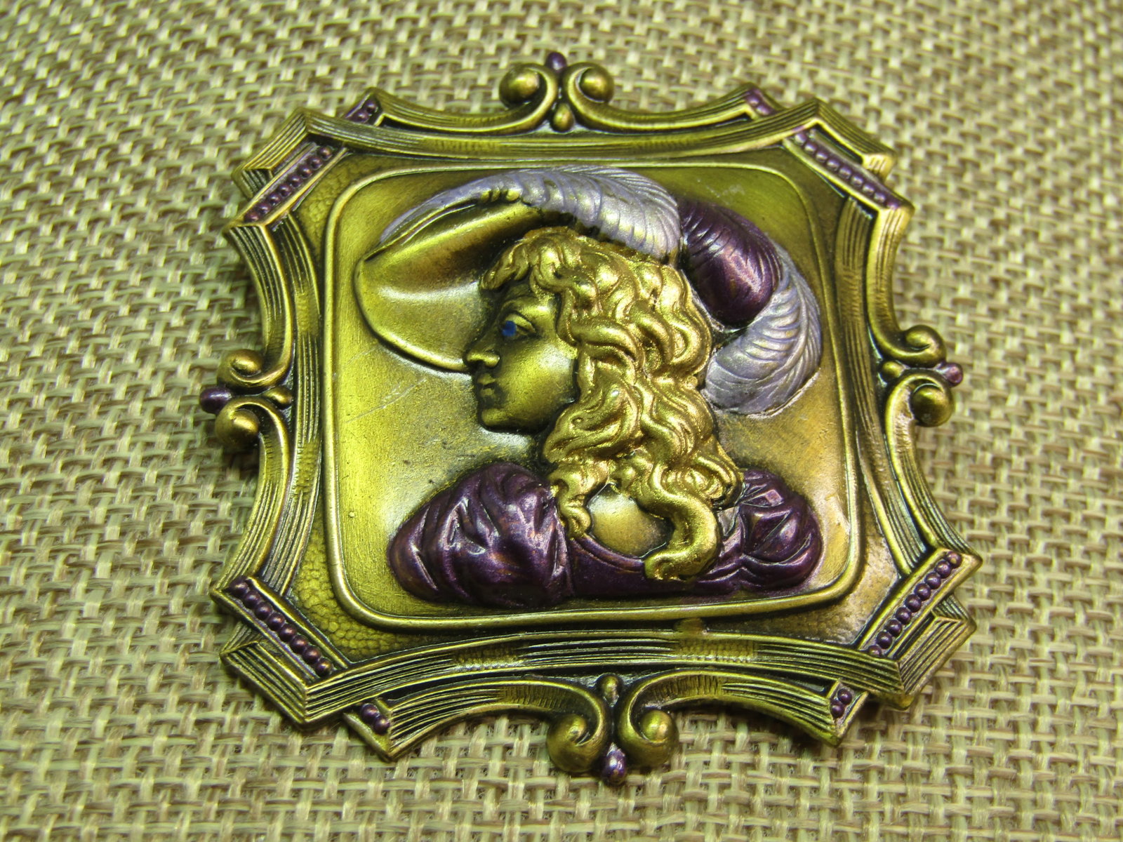Vintage Faux Art Nouveau Woman in Hat Brooch, Enameled, 1980's - 2