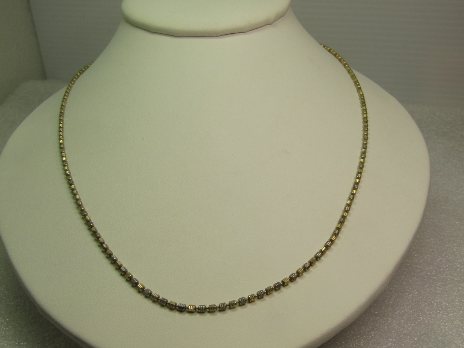 Vintage Sterling Ridged Beaded Necklace, 20", Italy, Signed R, 1980's-1990's, Unisex: Vintage Sterling Ridged Beaded Necklace, 20", Italy, Signed R, 1980's-1990's. The has short angled barrel type beads and they look silver. This has a lobster clasp and is signed with a backward