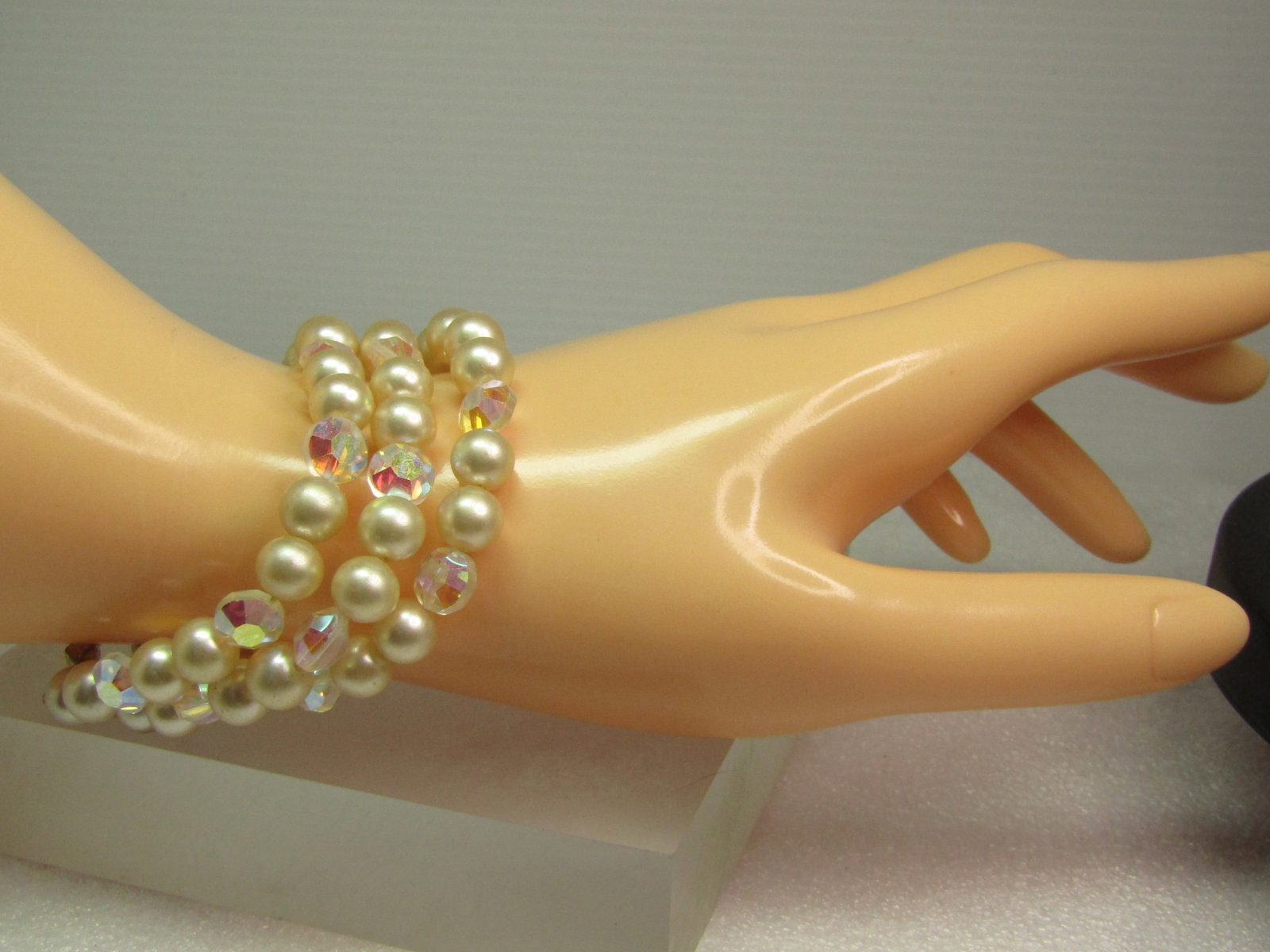 Vintage Triple Strand Faux Pearl Bracelet, AB Glass Beads, Signed Marvella. 1960's - 6