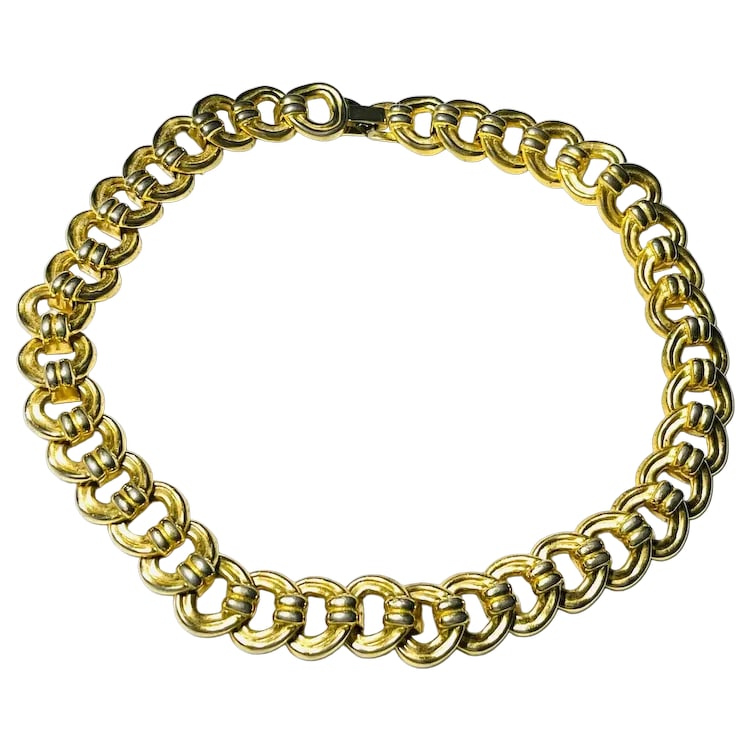 Vintage Heavy/ Oversized Gold Plated Statement Necklace: Title: Vintage Heavy/ Oversized Gold Plated Statement Necklace Description: Vintage Heavy/ Oversized Gold Plated Statement Necklace Hallmarked: No Hallmark Seen Weighs: 68 grams Measures Approx: 7.5