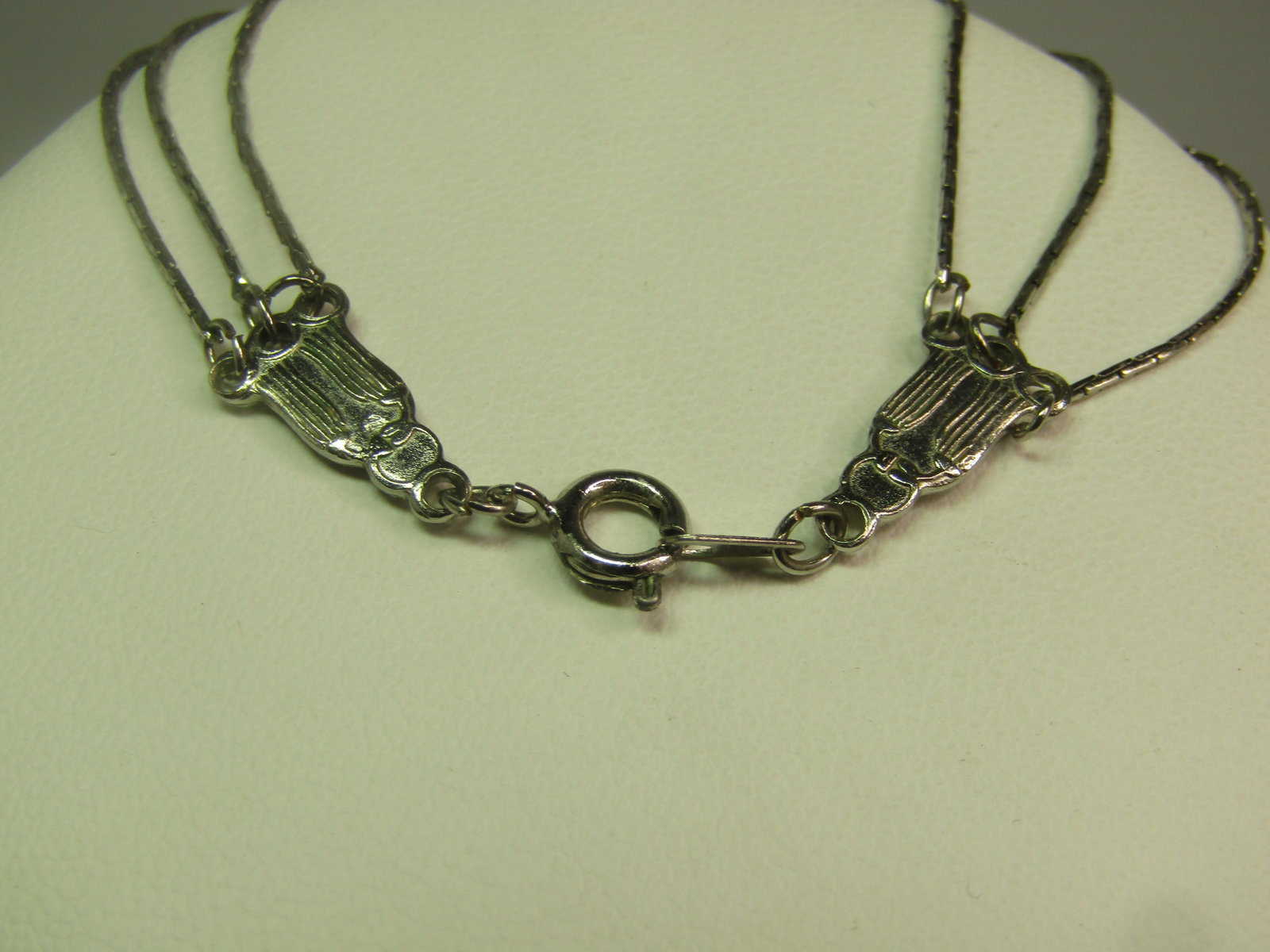 Vintage Three-Strand Herinbone Necklace, Black Bead Accents, 1960's-1970's - 5