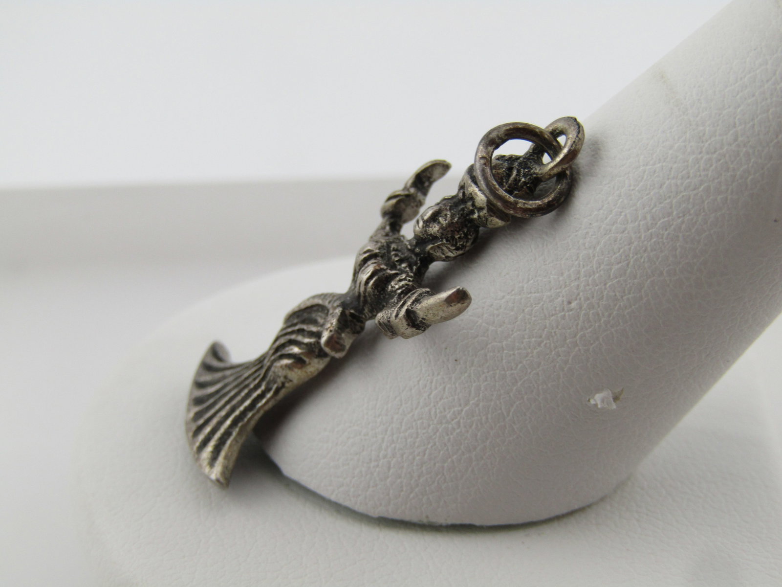 Vintage Sterling Afro-Colombian Woman Charm/Pendant, with Basket on Head, Mid-Century - 2