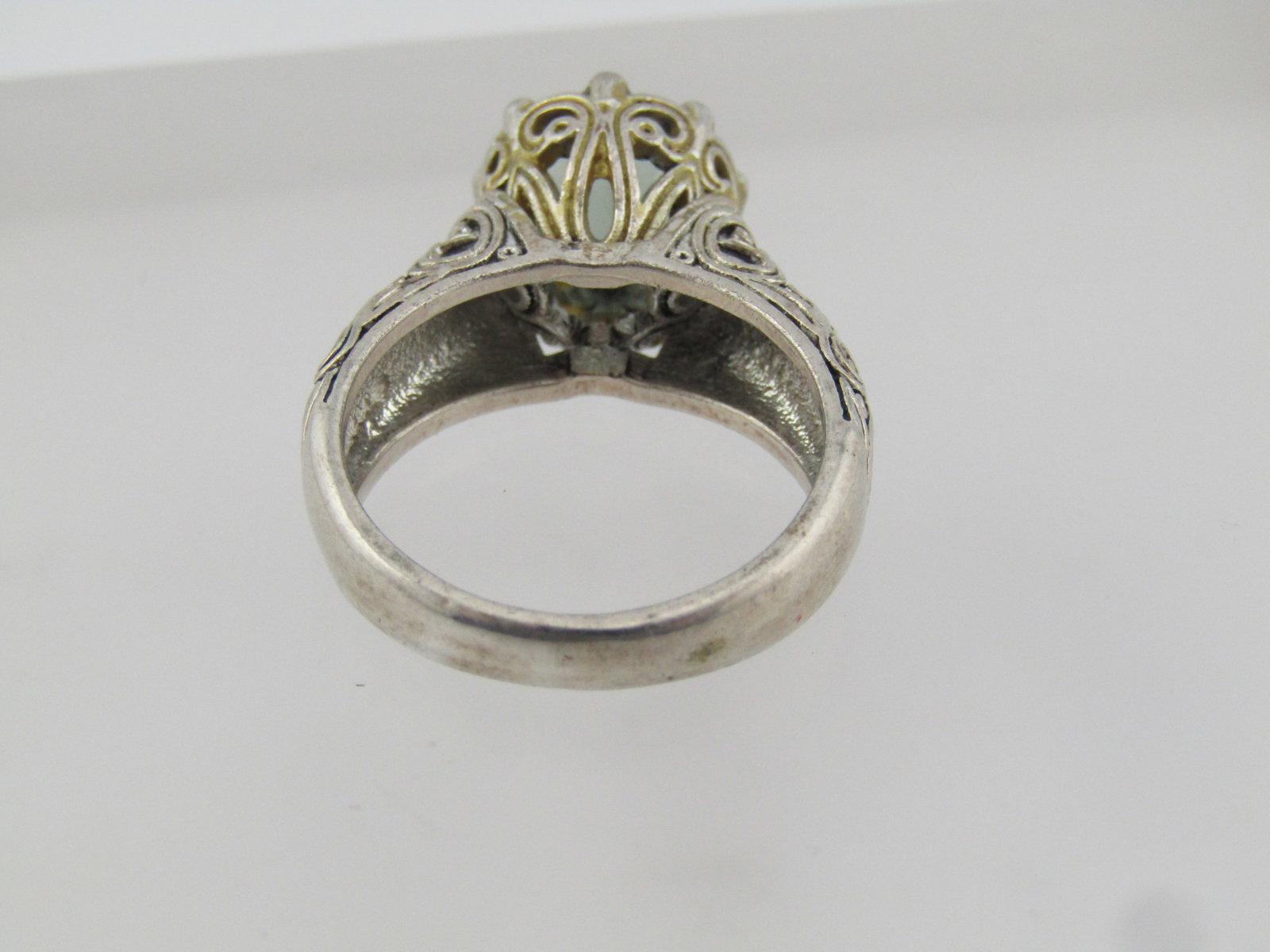 Vintage Green Stone Antique Themed Ring, Sz. 8, Silver Tone, 1980's-1990's - 4