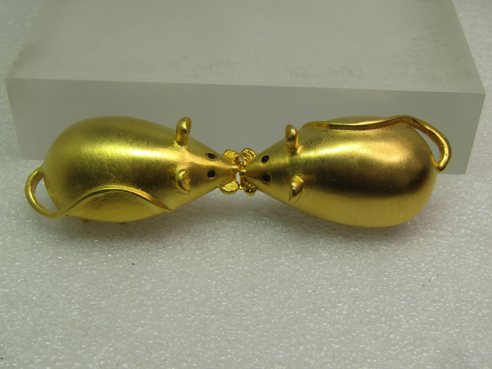 Vintage Mouse Interlocking Buckle Set, 1970's - 2