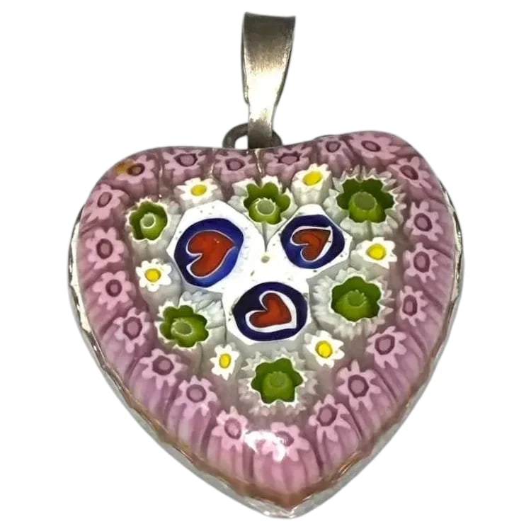 Milliefiori Italy Sterling Silver Heart Pendant: Title: Milliefiori Italy Sterling Silver Heart Pendant Description: Milliefiori Italy Sterling Silver Heart Pendant Hallmarked: Italy 925 Weighs: 5.9 grams Measures: 1 x 1 inch Date/Period: Estate
